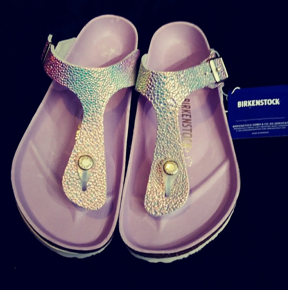 Ultra Rare Iridescent Birkenstock Gizeh Sandals!